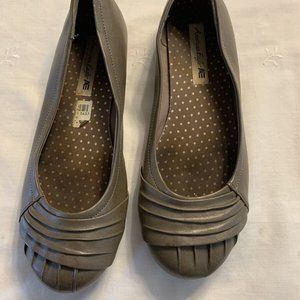 American Eagle Silver Ballet Flats